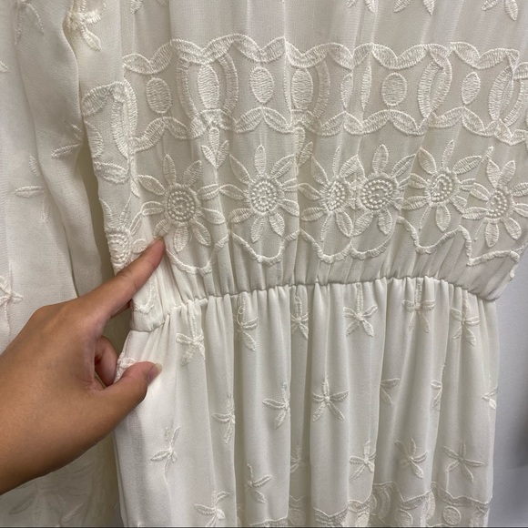 VINTAGE WEDDING/ SUMMER DRESS/ ENGAGEMENT MODEM LONG SLEEVE LACE / SIZS MEDIUM - Picture 14 of 16